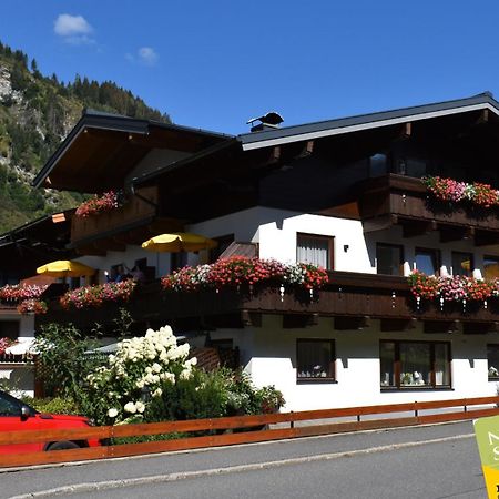 Pension Und Appartement Weinschreiber เราริส ภายนอก รูปภาพ